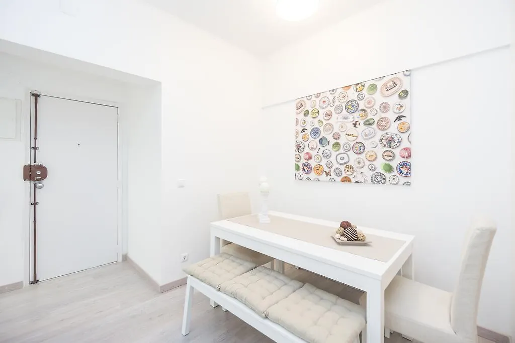 Lovely & Modern In The Center Lissabon Appartement